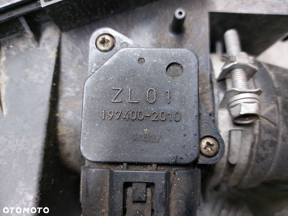 OBUDOWA FILTRA POWIETRZA + PRZEPŁYWOMIERZ + RURA MAZDA 323F BJ 2.0 TD - 2