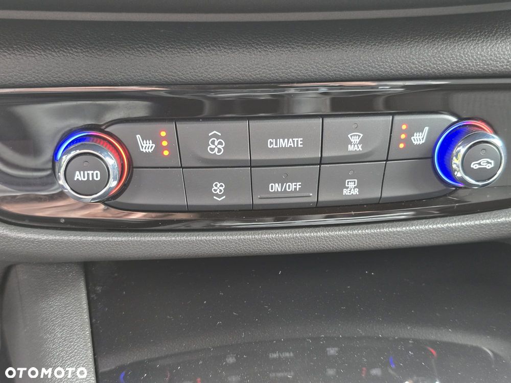 Opel Insignia 2.0 CDTI Business Elegance S&S - 34