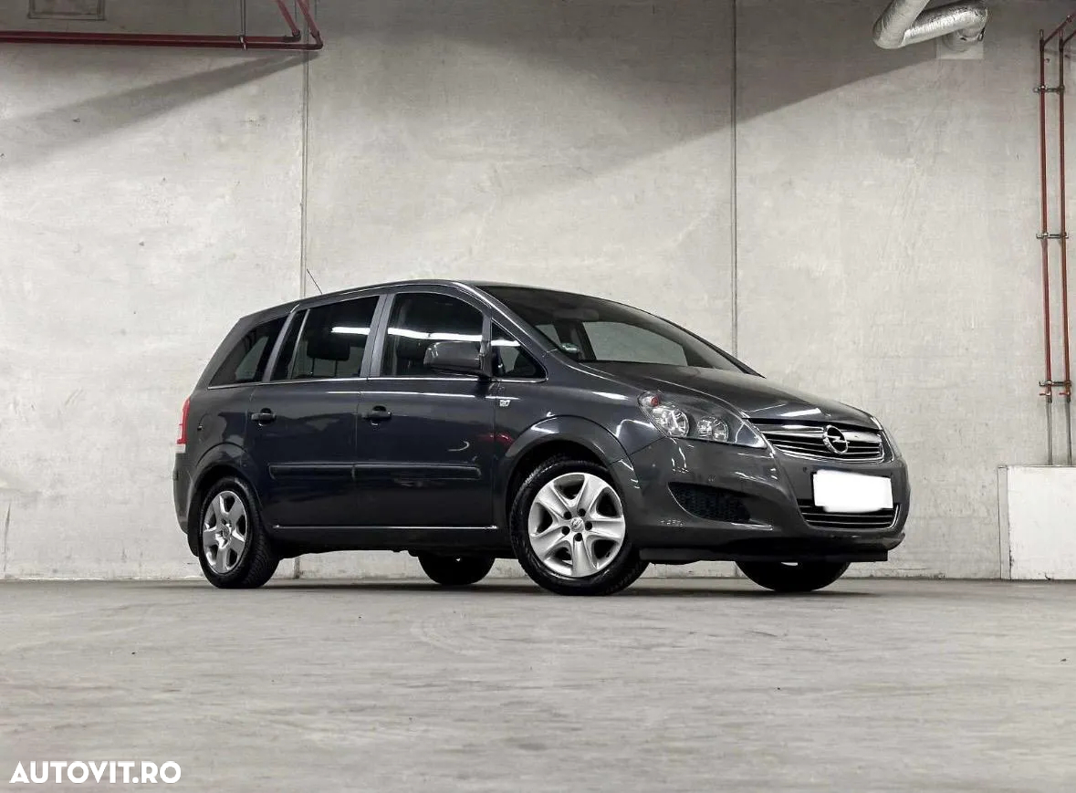 Opel Zafira 1.8 Essentia Easytronic - 2