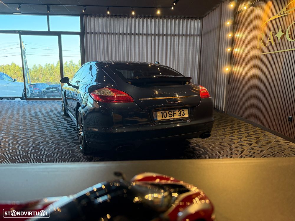 Porsche Panamera Platinum Edition - 6