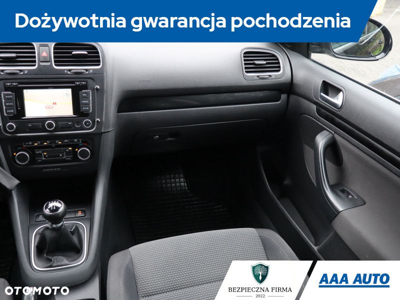 Volkswagen Golf - 9