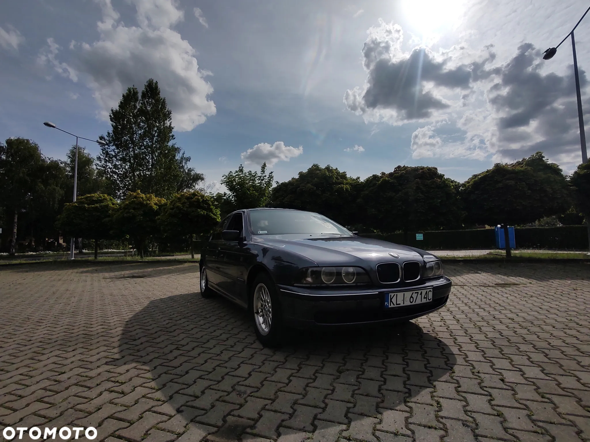 BMW Seria 5 520i - 2