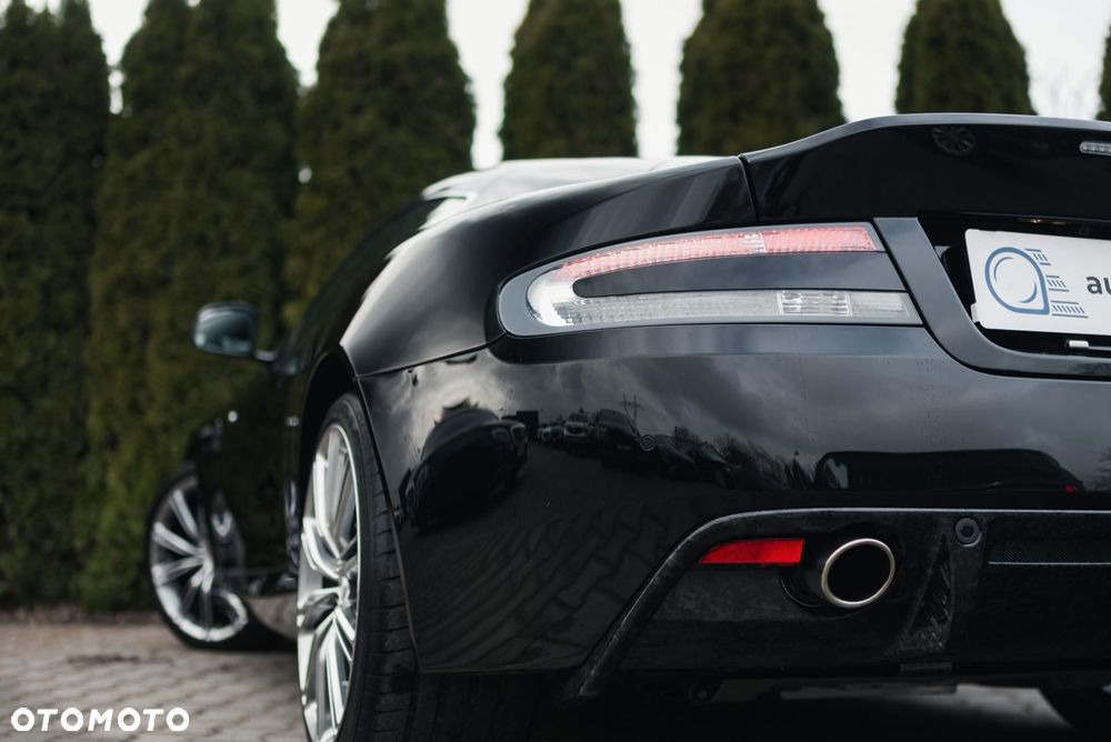 Aston Martin DB9 - 33