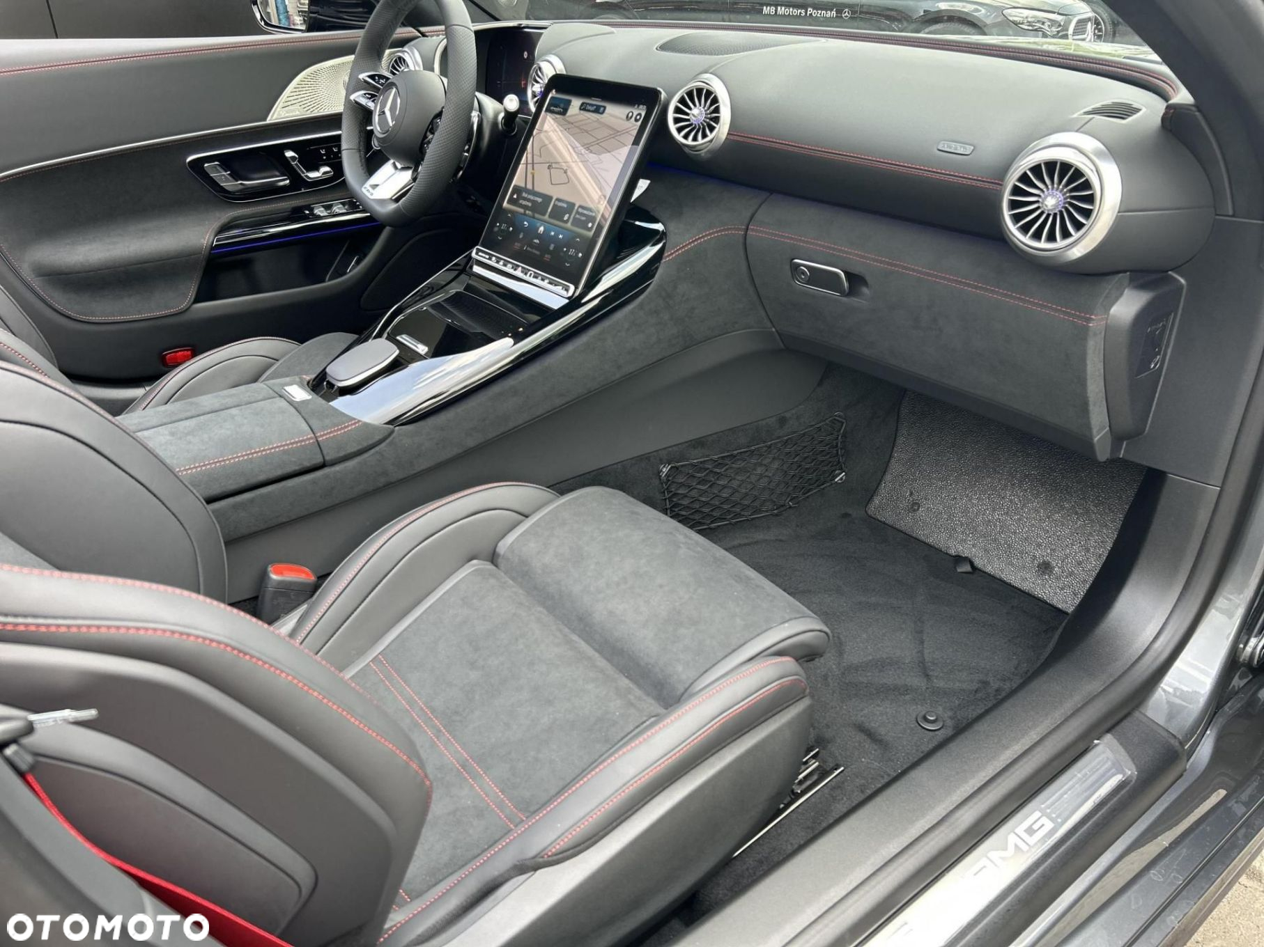 Mercedes-Benz SL - 12