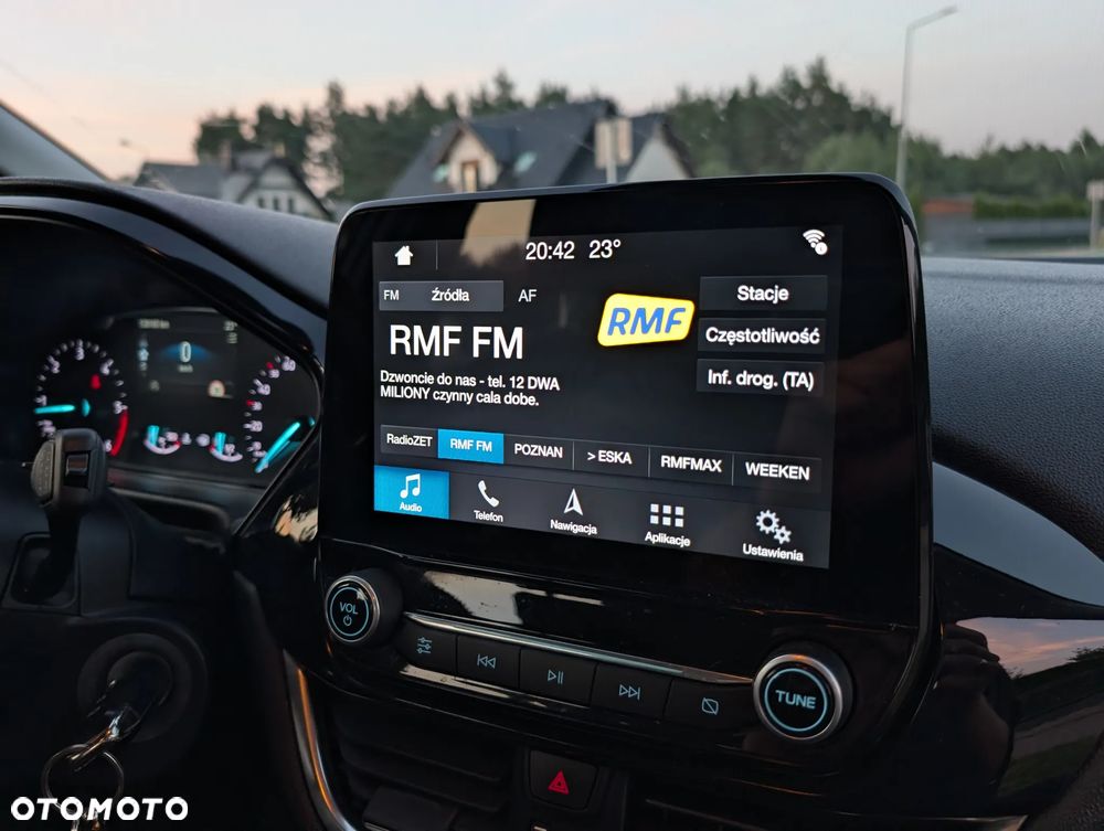 Ford Fiesta 1.5 TDCi SYNC Edition - 12