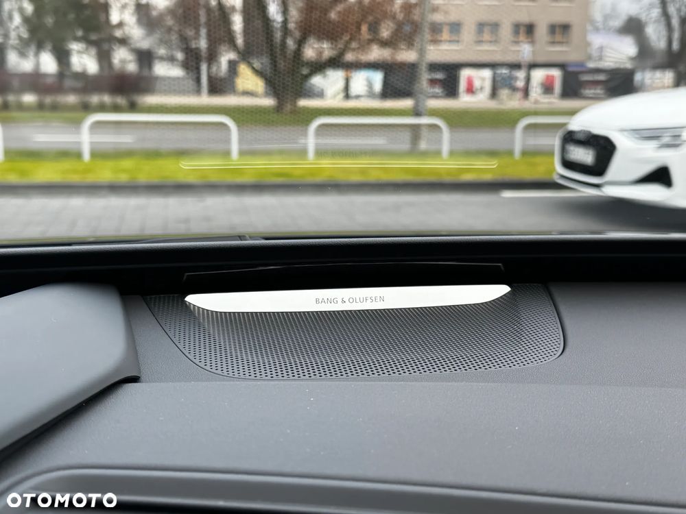 Audi A6 Avant e-tron Avant - 11