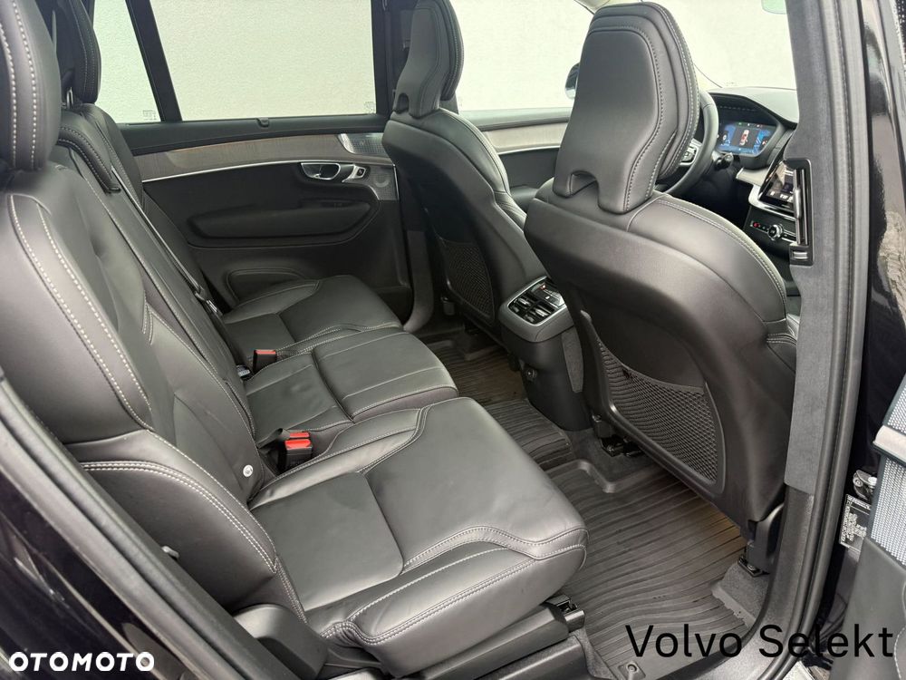 Volvo XC 90 - 31