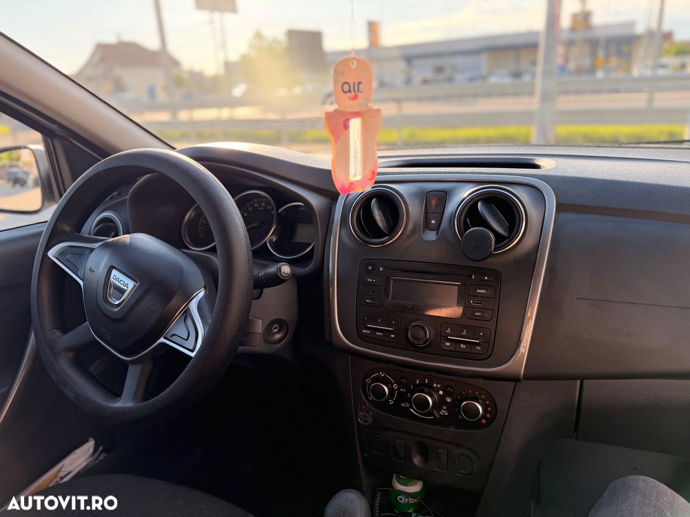 Dacia Logan 1.5 75CP Laureate - 12
