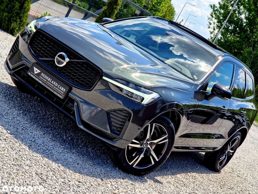 Volvo XC 60 T6 Plug-In Hybrid AWD Plus Dark - 29
