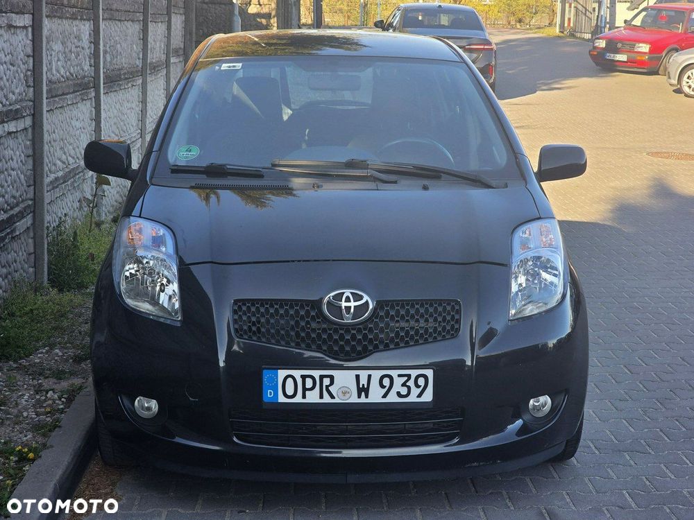 Toyota Yaris 1.3 VVT-i Sol - 2