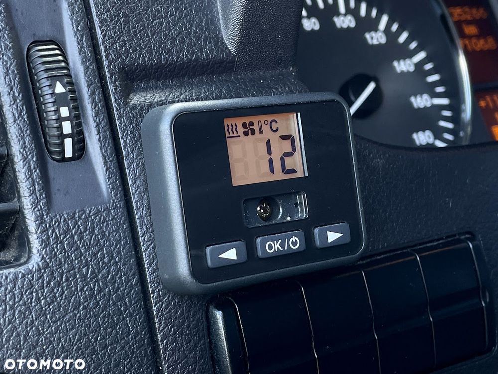 Mercedes-Benz Sprinter 319 CDI - 27