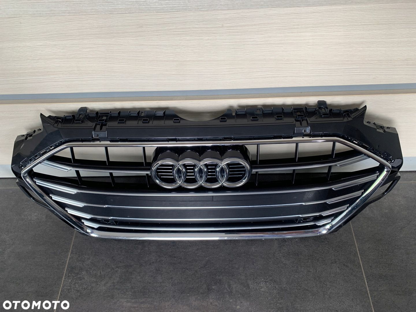 Atrapa Grill AUDI A4 B9 lift piękny - 5