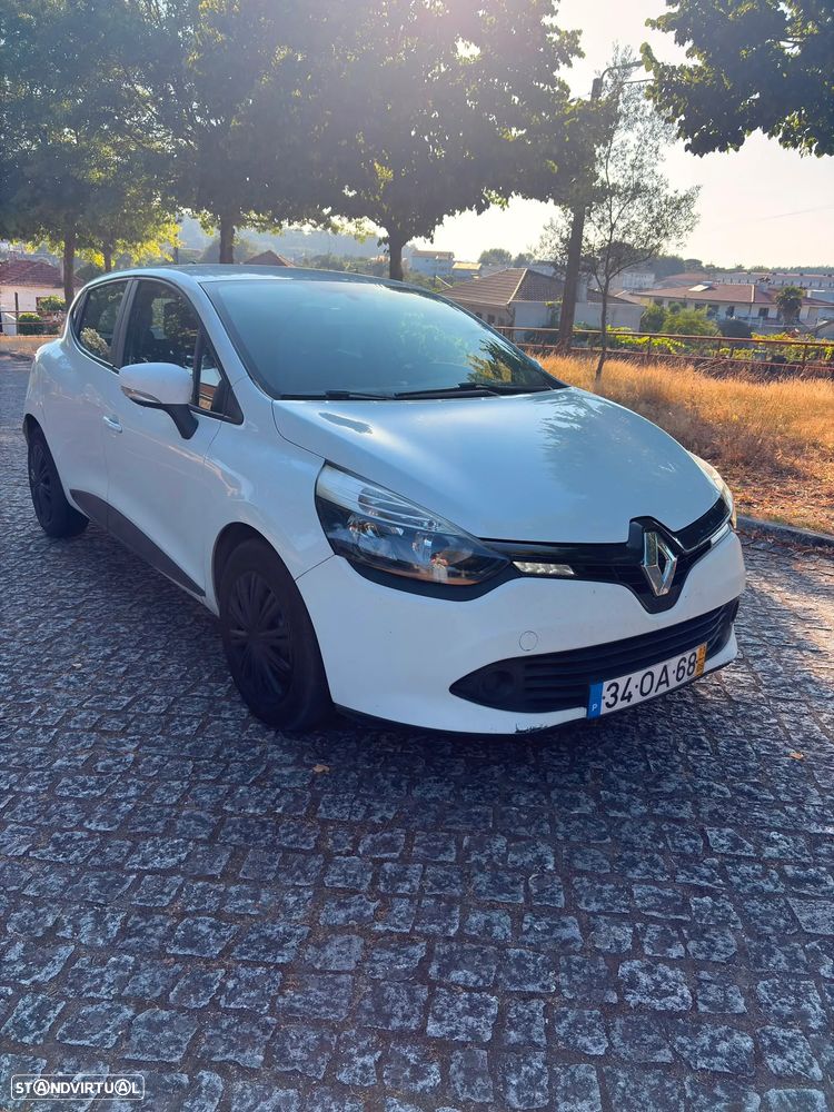Renault Clio - 2