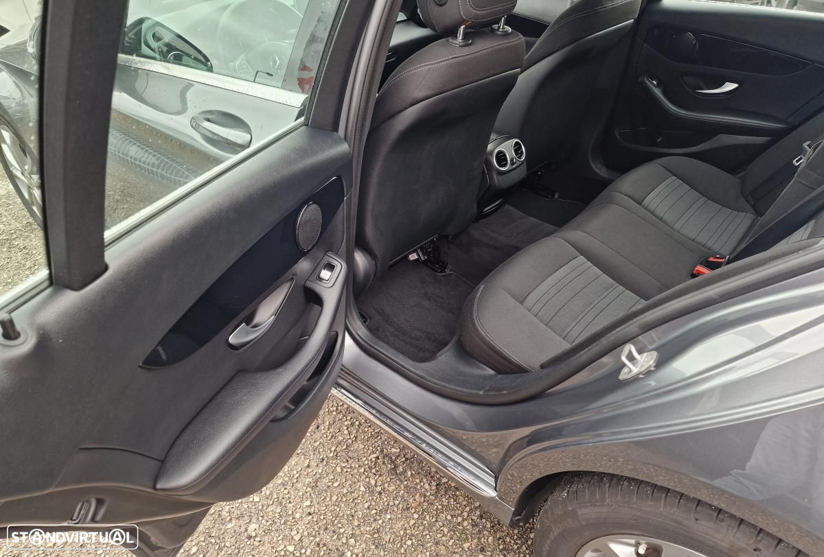 Mercedes-Benz C 200 d Avantgarde Aut. - 19