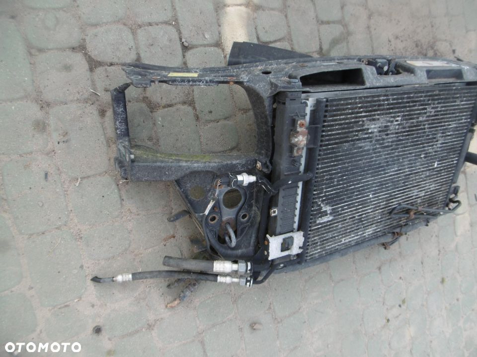 pas wzmocnienia chłodnica wody Audi A4 B5  1.8 benzyna - 4