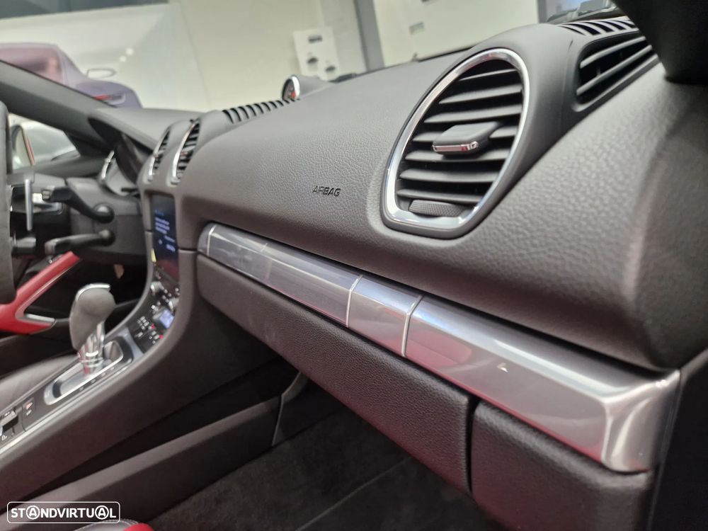 Porsche 718 Boxster 2.0 PDK - 35