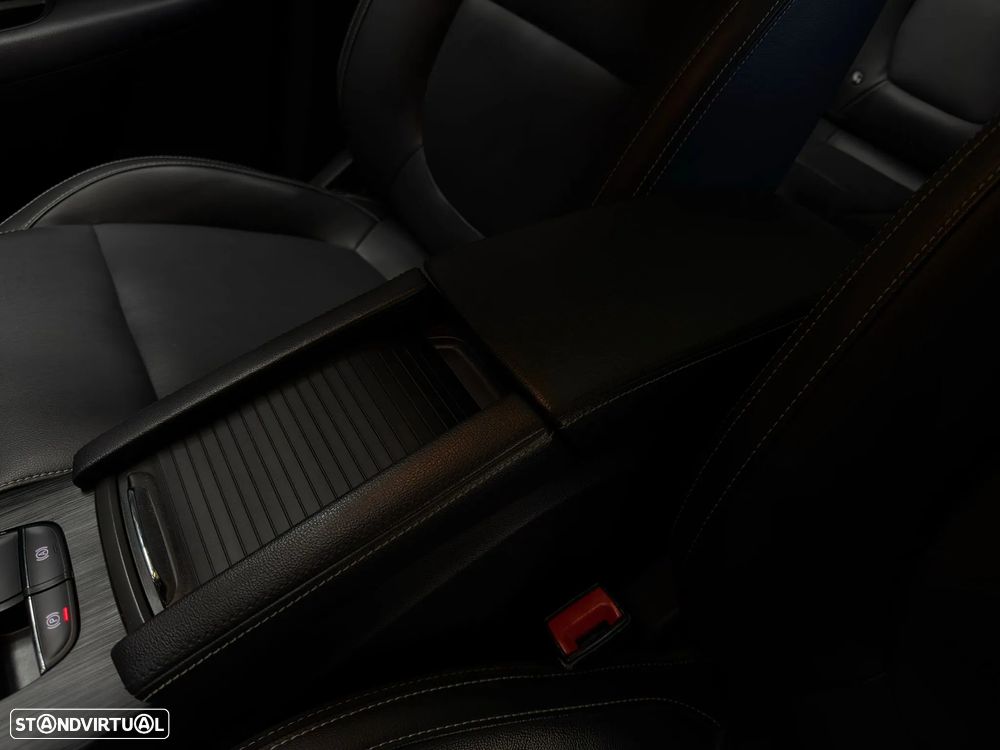 MG ZS EV 44.5 kWh Luxury - 17