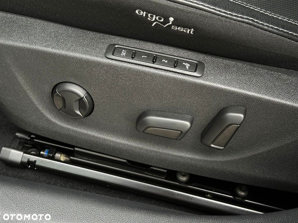 Skoda Octavia 2.0 TDI SCR Style DSG - 11