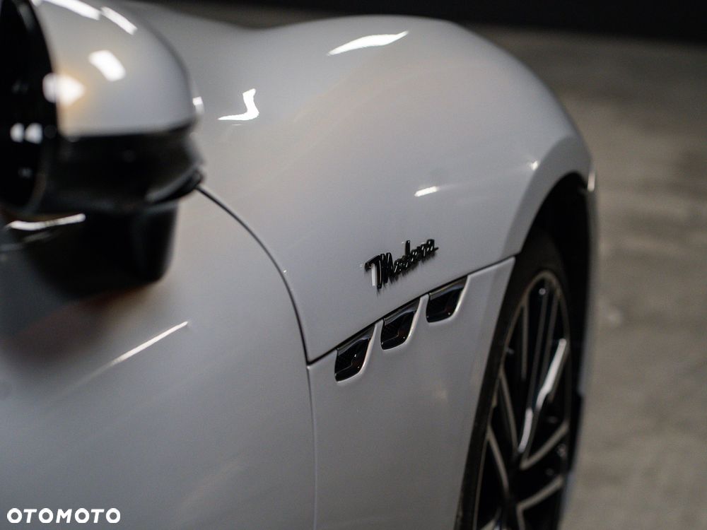 Maserati GranTurismo - 15