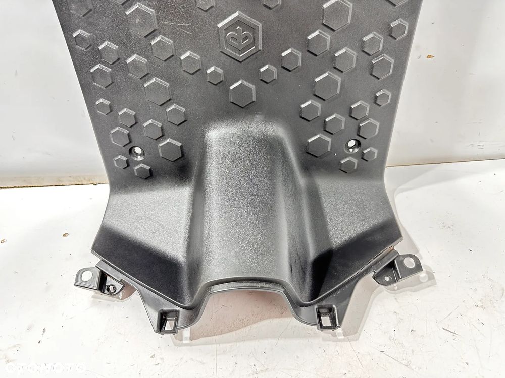 Podłoga Piaggio 1 Active - 5