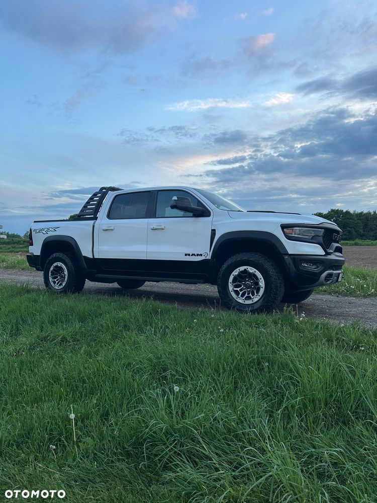 RAM 1500 TRX - 12