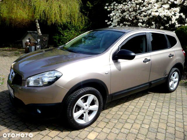 Nissan Qashqai+2 2.0 Tekna Premium - 11