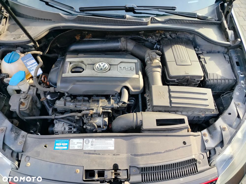 Volkswagen Golf - 10