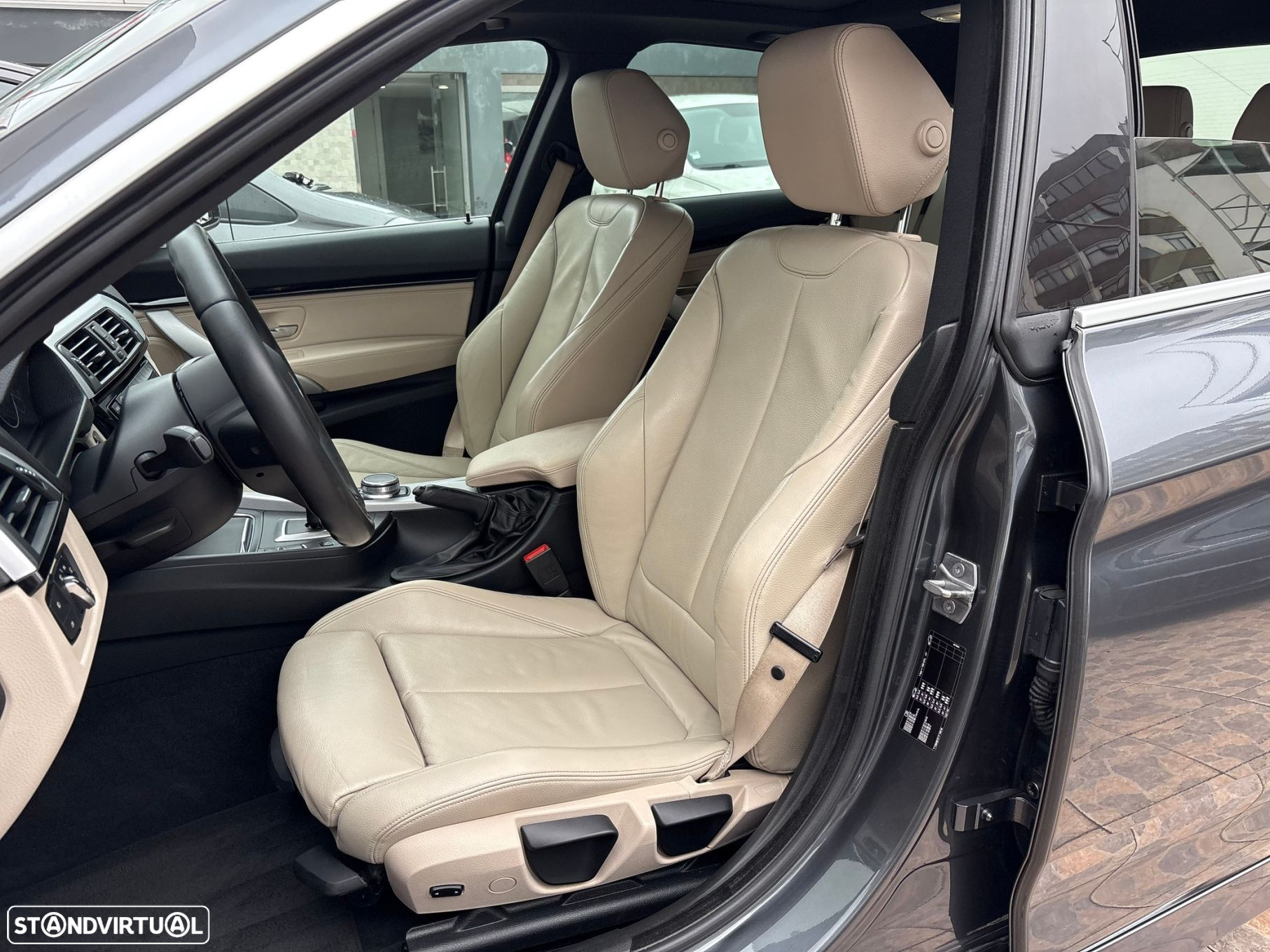 BMW 320 Gran Turismo d Auto Pack M - 12