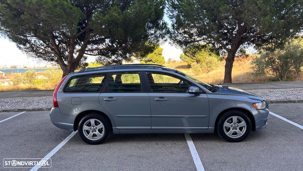 Volvo V50 1.6 D Momentum - 4