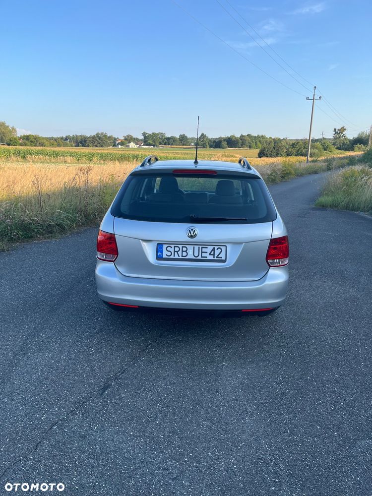 Volkswagen Golf 1.6 Comfortline - 8