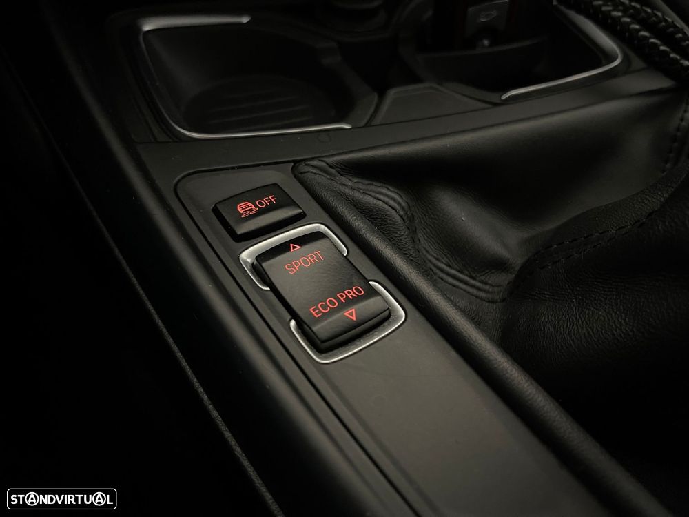 BMW 116 d Sport Line - 30