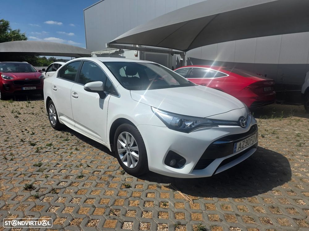 Toyota Avensis 1.6 D-4D Edition-S - 1