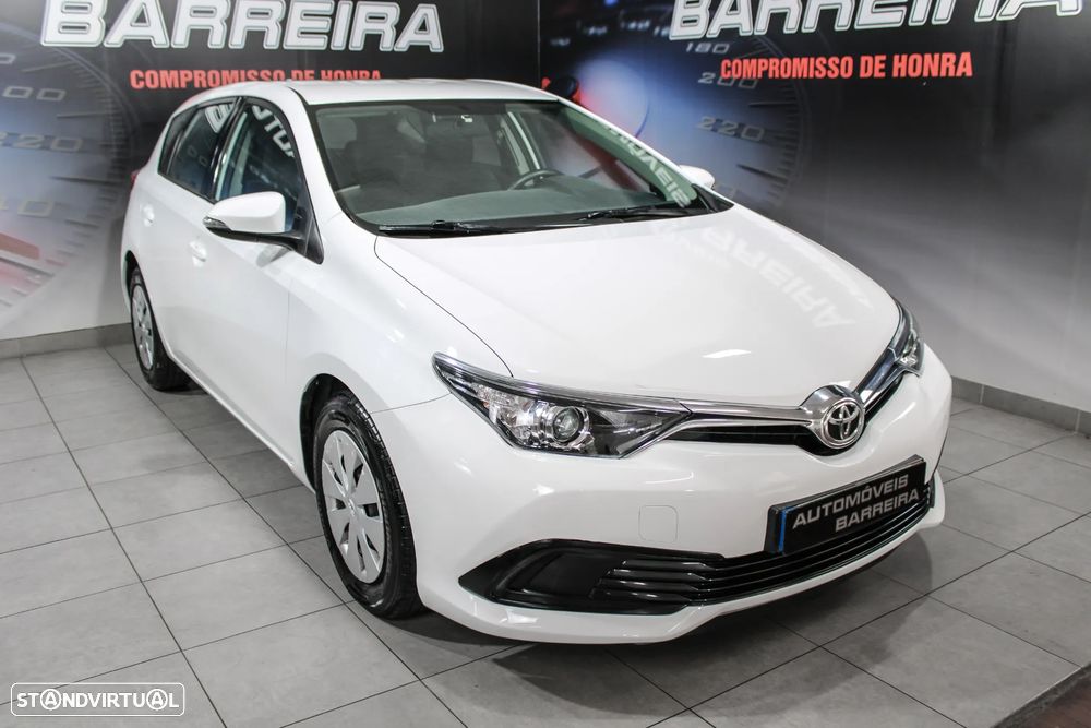 Toyota Auris 1.4 D-4D Comfort - 14