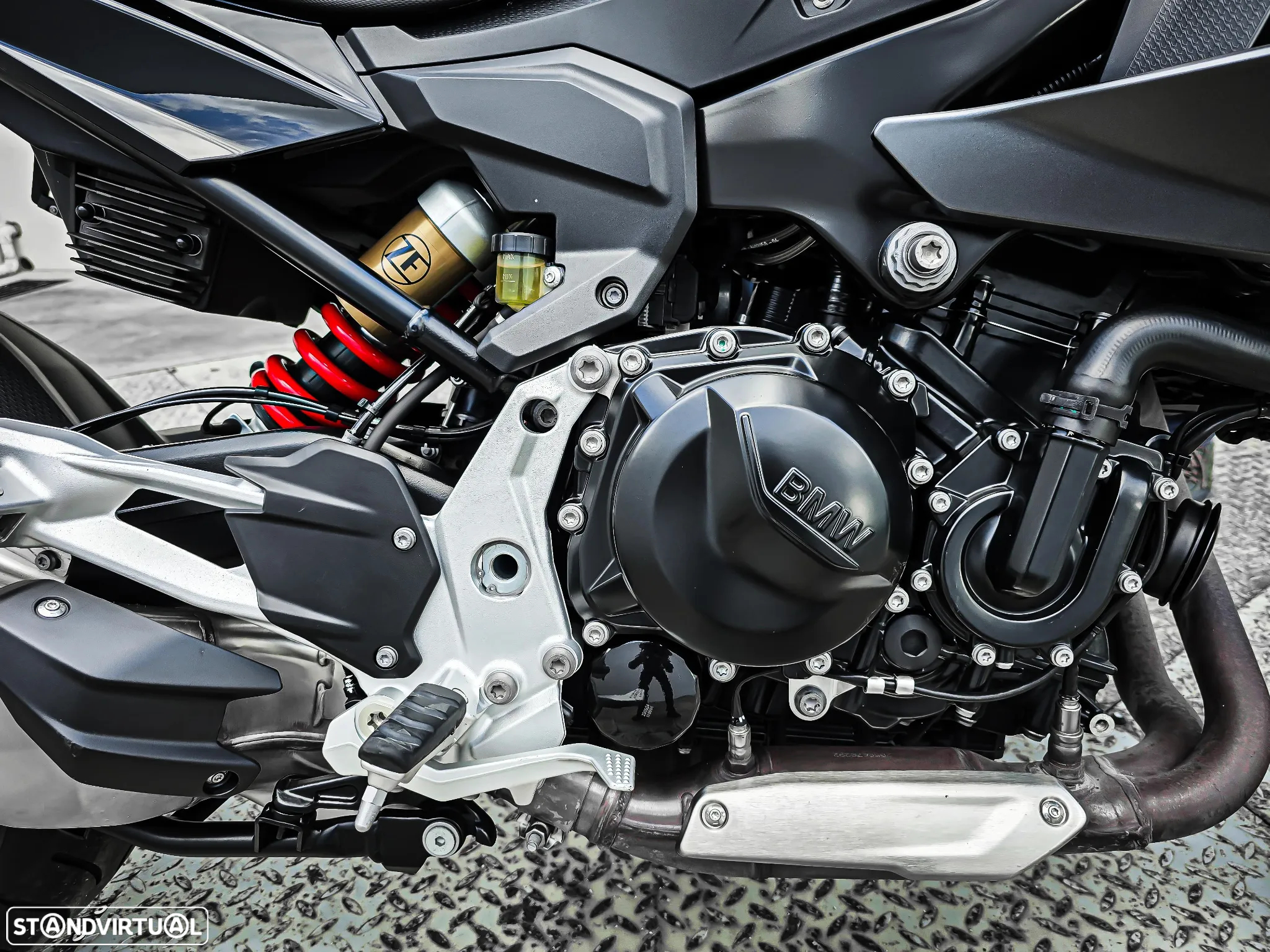 BMW F 900 XR - 18