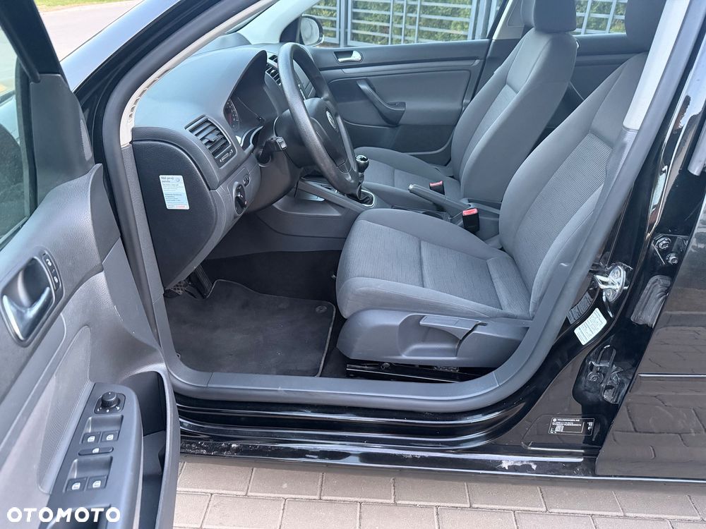 Volkswagen Golf 1.6 Team - 16