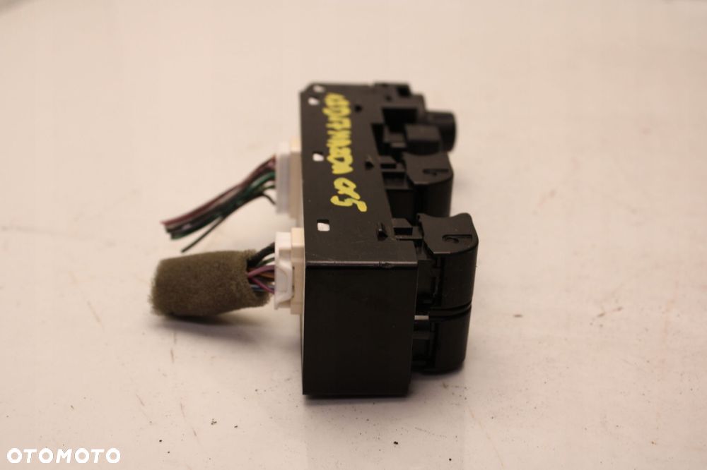 mazda cx5 12r- panel sterowania szyb ke7866350 - 2