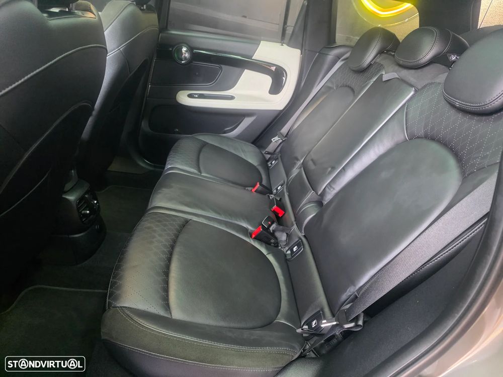 MINI Countryman Cooper SE ALL4 Auto - 11