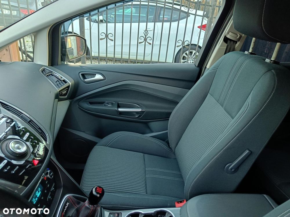 Ford C-MAX 1.6 Ti-VCT Titanium - 19