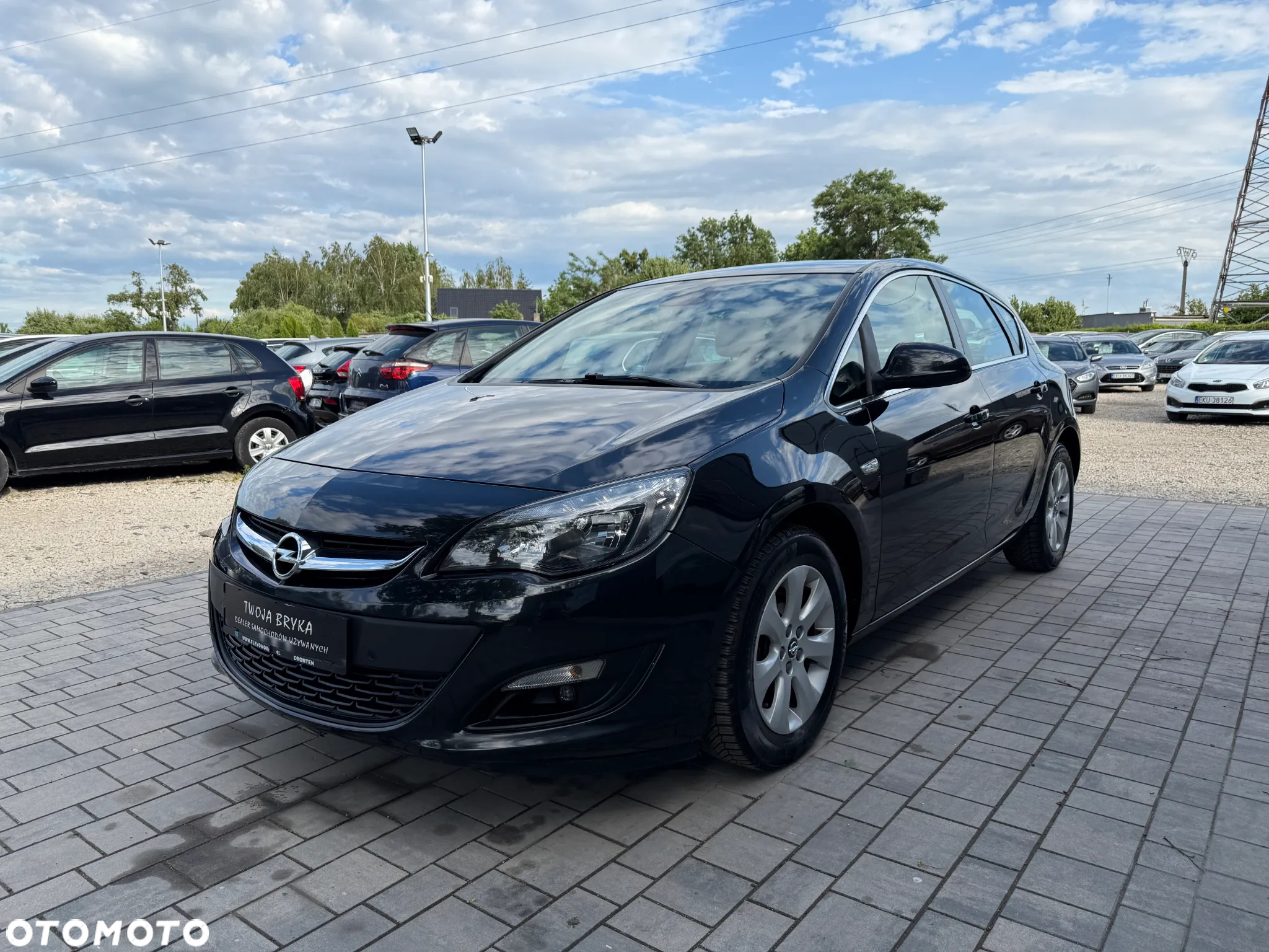 Opel Astra IV 1.4 T Cosmo S&S - 13