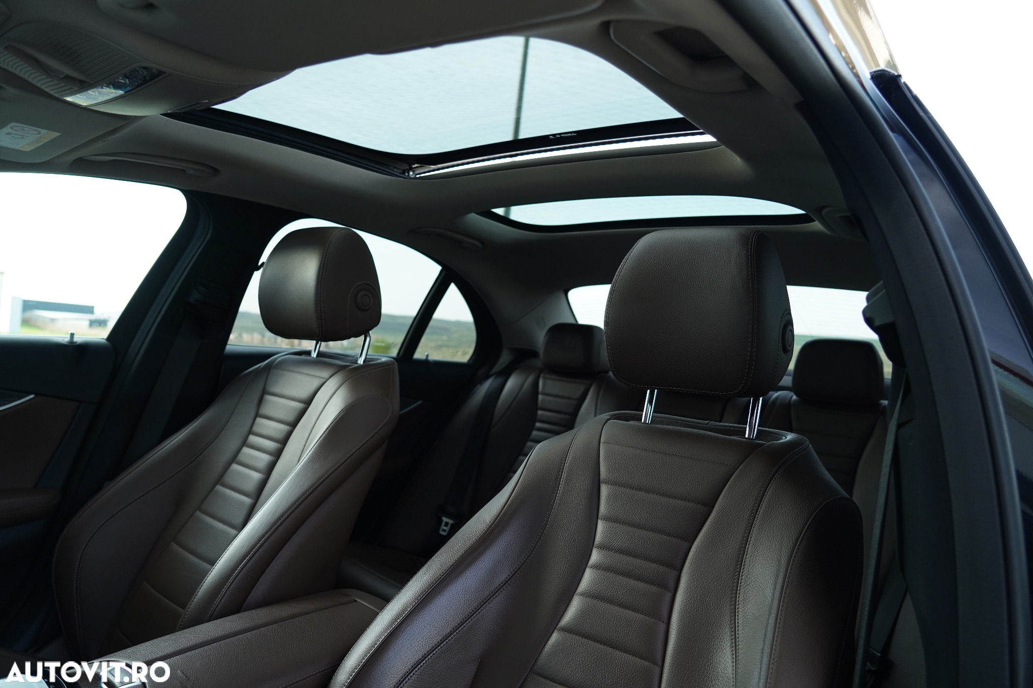 Mercedes-Benz E 220 d 9G-TRONIC Exclusive - 13