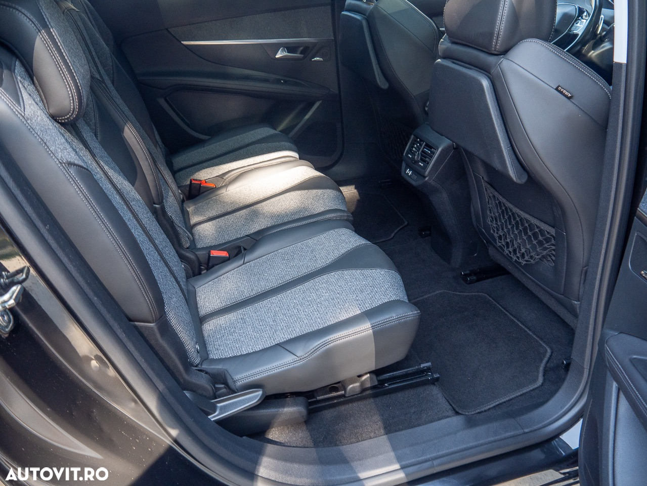 Peugeot 5008 - 5