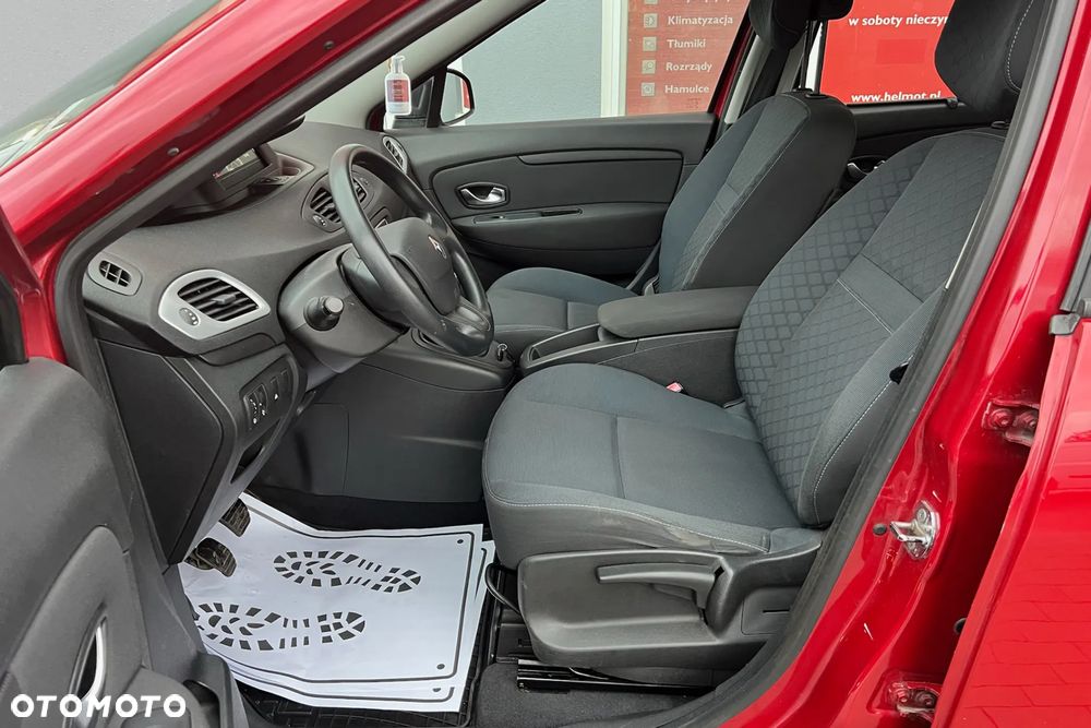 Renault Grand Scenic - 19