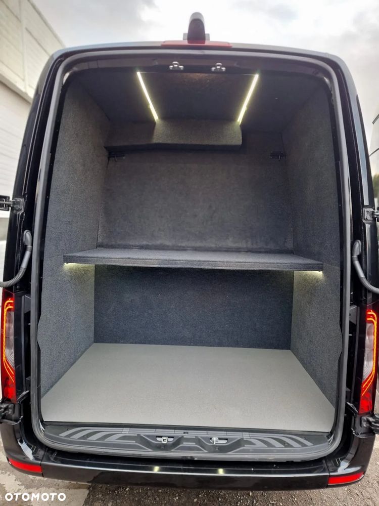 Mercedes-Benz Sprinter - 35