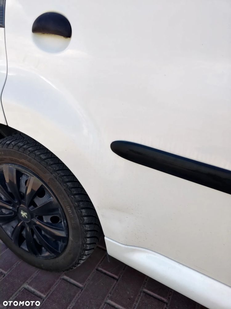 Peugeot 107 1.0 Happy - 9