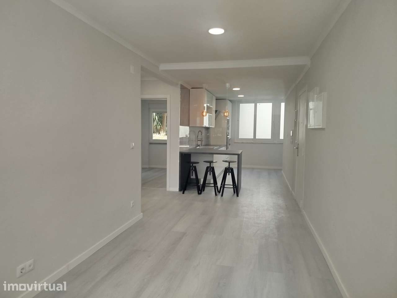Apartamento T2 em Benfica !  Excelente investimento! - Grande imagem: 4/22
