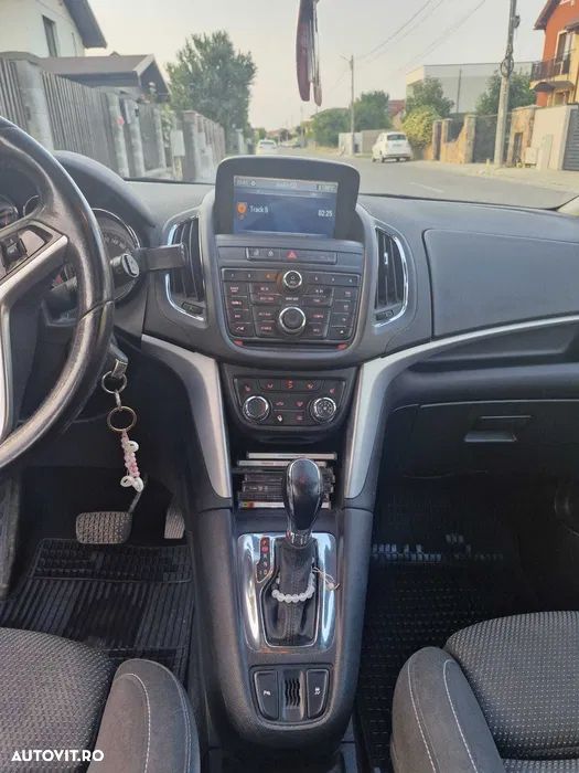 Opel Zafira - 4