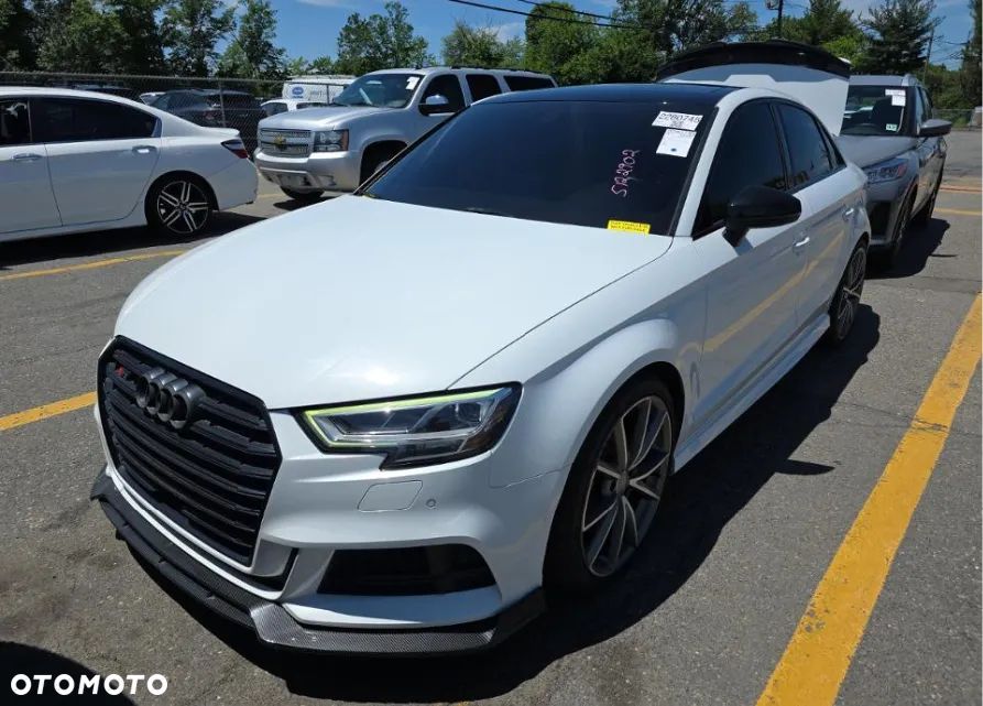 Audi S3 S tronic - 3