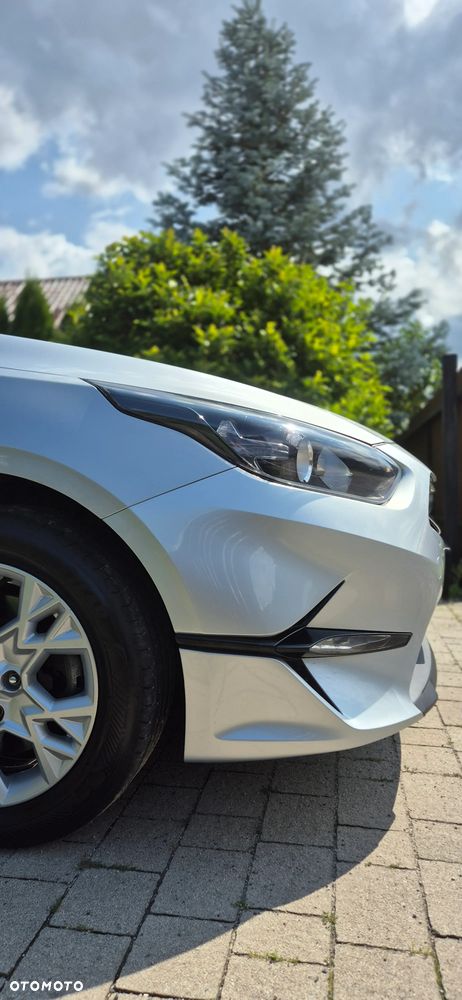 Kia Ceed 1.5 T-GDI M - 6