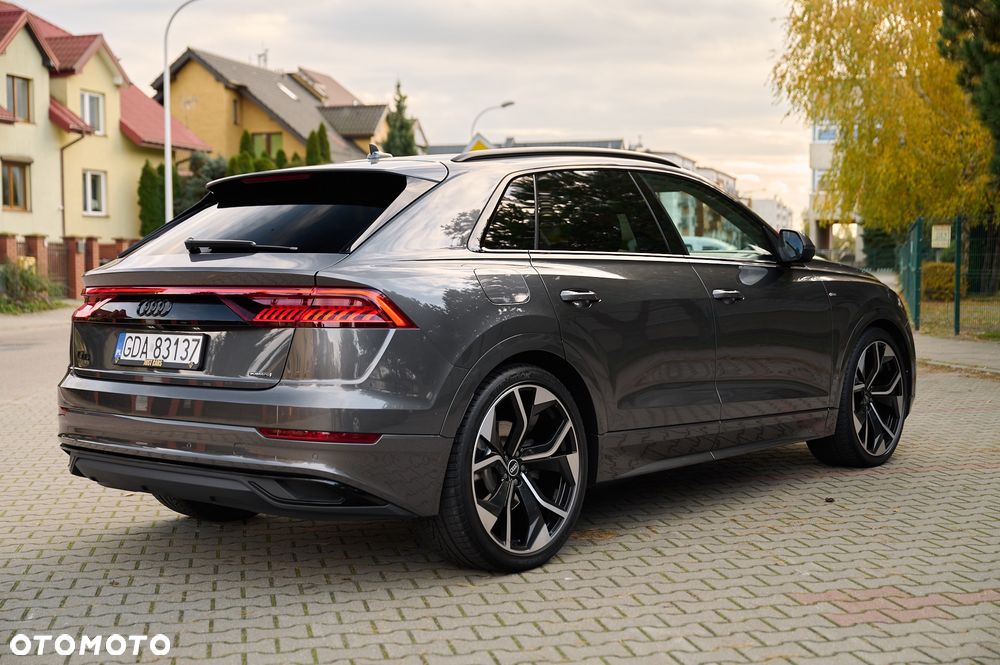 Audi Q8 - 13