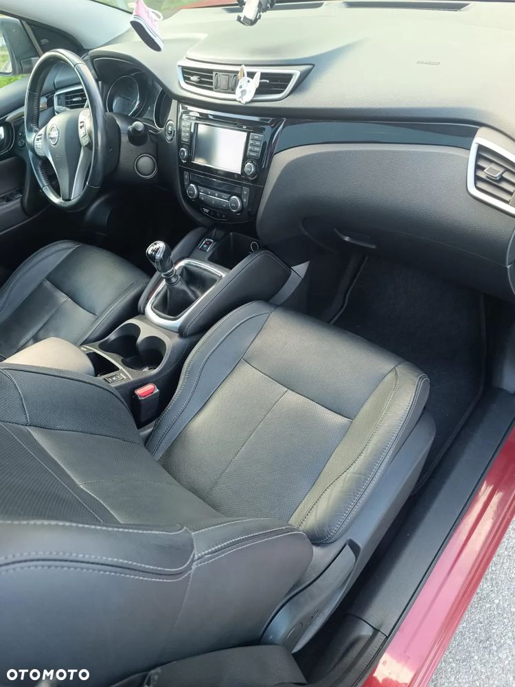 Nissan Qashqai 1.2 DIG-T TEKNA+ - 11